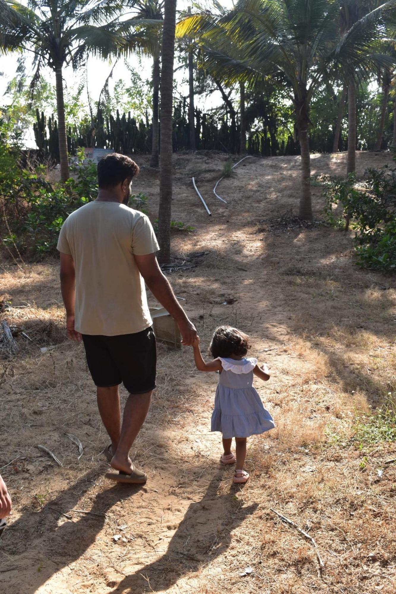 Sneh Beach Homestay - Wayangani Vengurla Luaran gambar