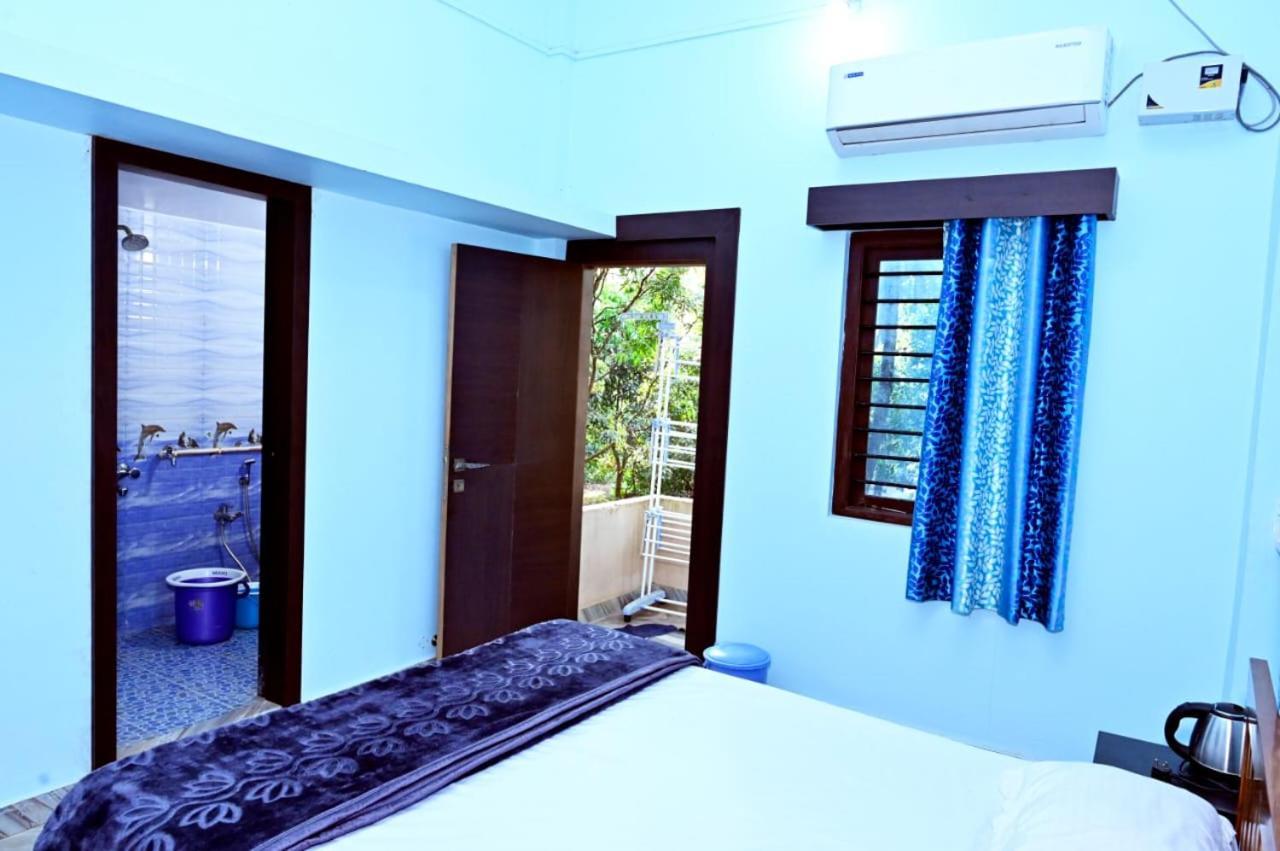 Sneh Beach Homestay - Wayangani Vengurla Luaran gambar